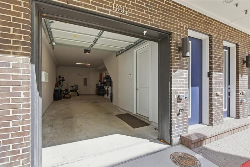 381 E Greenbriar Lane # 1002, Dallas TX 75203 - Photo 30