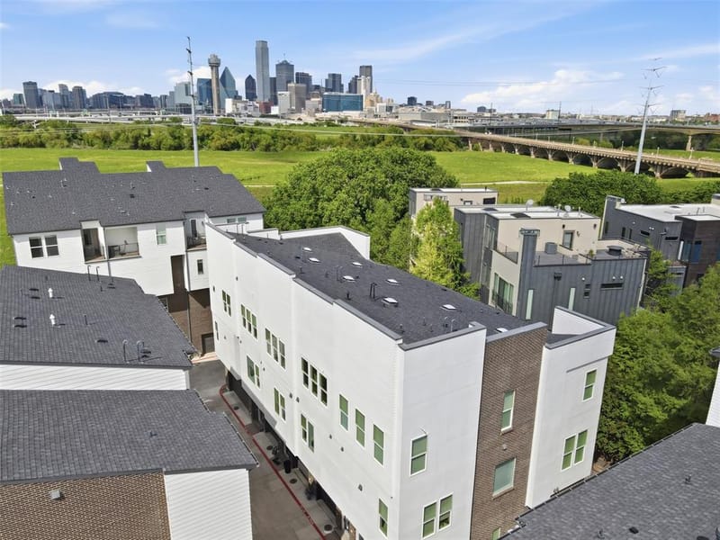 381 E Greenbriar Lane # 1002, Dallas TX 75203 - Photo 34