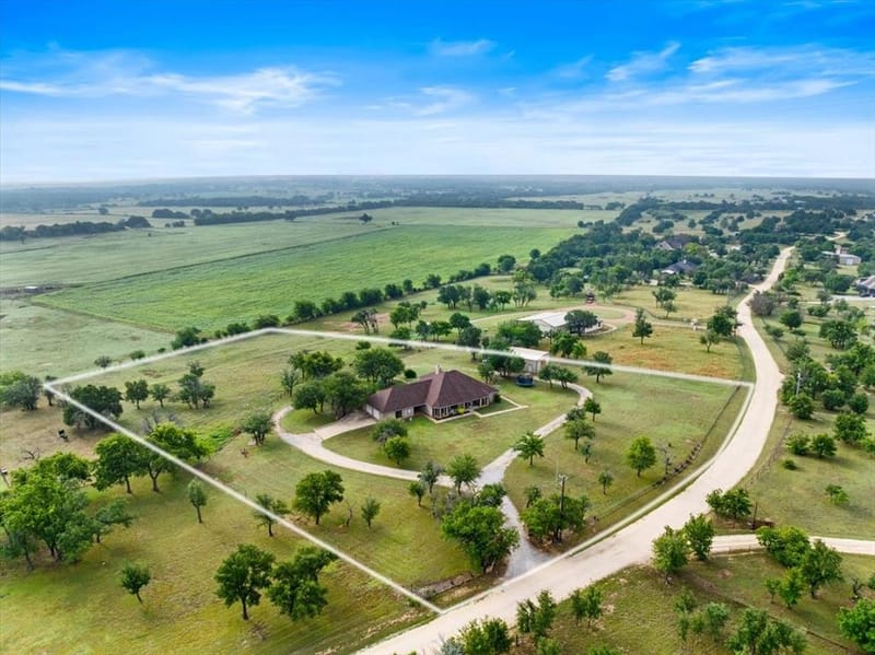 719 Private Road 897, Stephenville TX 76401