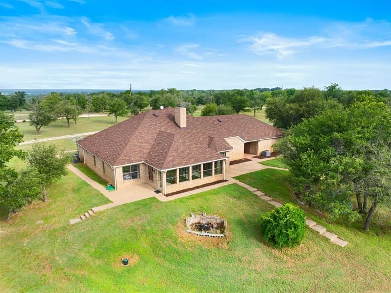 719 Private Road 897, Stephenville TX 76401 - Photo 4