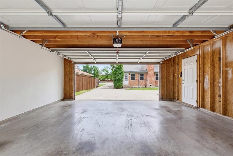 4419 Abrams Road, Dallas TX 75214 - Photo 26