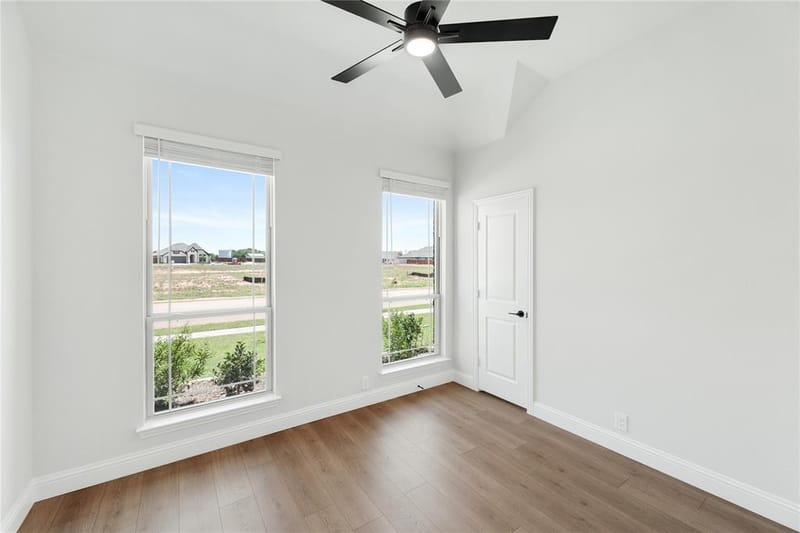 420 Carnero Drive, Granbury TX 76048 - Photo 6