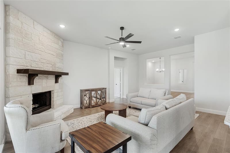 420 Carnero Drive, Granbury TX 76048 - Photo 13