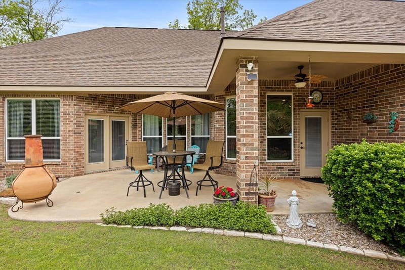 7404 Fox Fire Court, Granbury TX 76049 - Photo 32