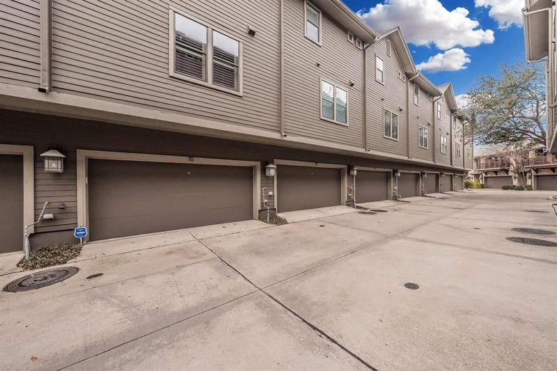 6350 Oriole Drive, Dallas TX 75209 - Photo 28