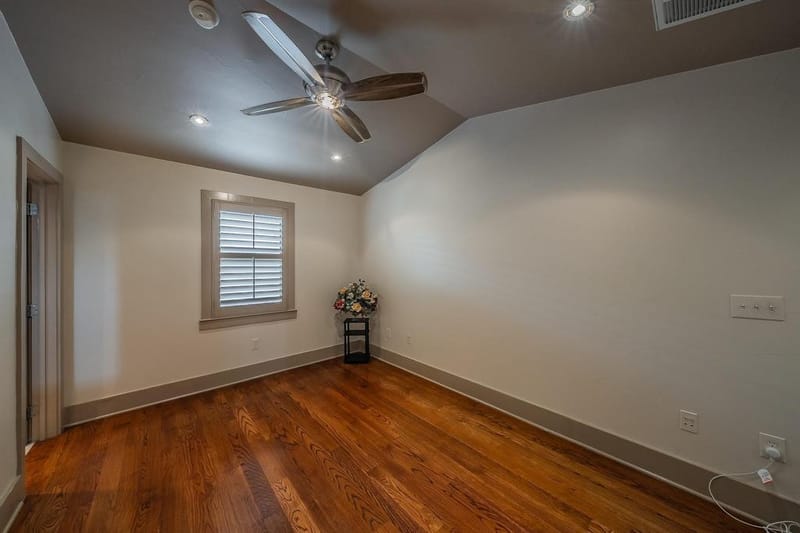 6350 Oriole Drive, Dallas TX 75209 - Photo 18