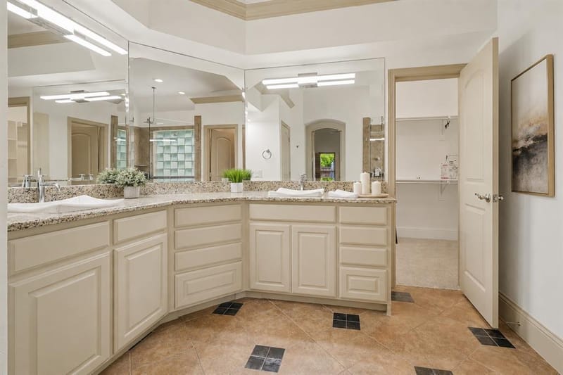 6146 Stapleford Circle, Dallas TX 75252 - Photo 6