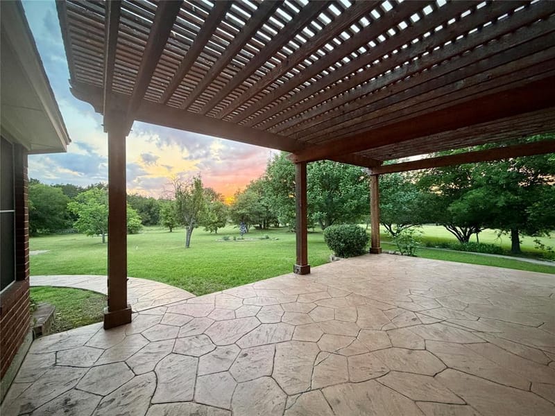 8816 Cleburne Highway, Granbury TX 76049 - Photo 36