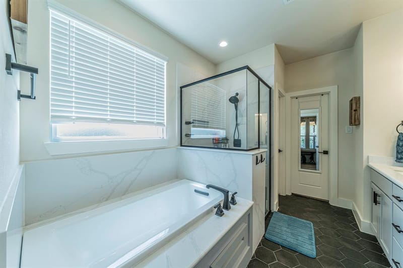 2001 Redemption Drive, Weatherford TX 76088 - Photo 14