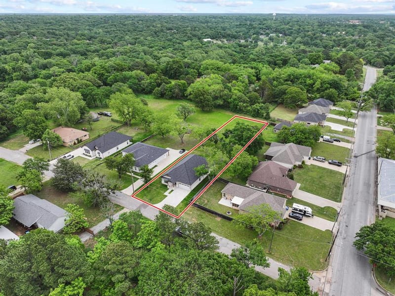 1838 S Park Avenue, Denison TX 75020 - Photo 38