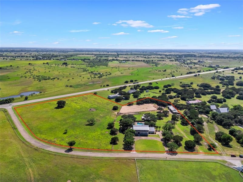 1010 Chapman Road, Crawford TX 76638 - Photo 2