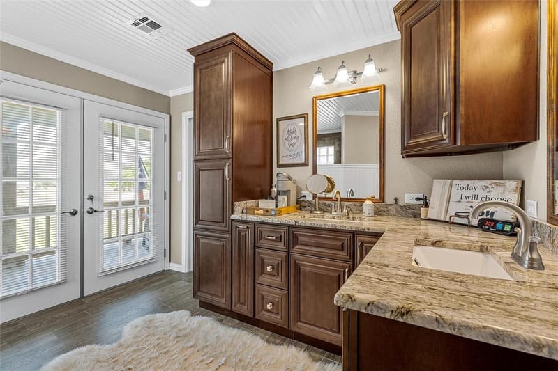 1010 Chapman Road, Crawford TX 76638 - Photo 22