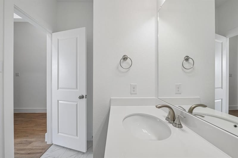 1001 Tarryhill Drive, Crowley TX 76036 - Photo 16