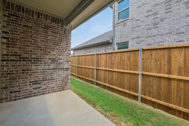1001 Tarryhill Drive, Crowley TX 76036 - Photo 25