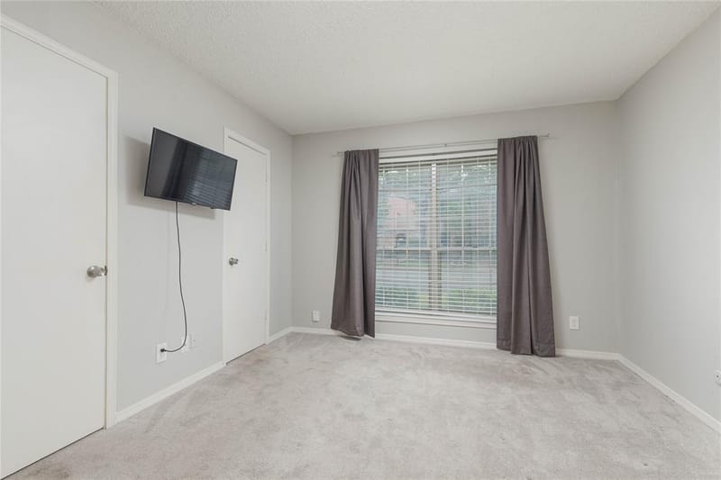 9142 Emberglow Lane, Dallas TX 75243 - Photo 13