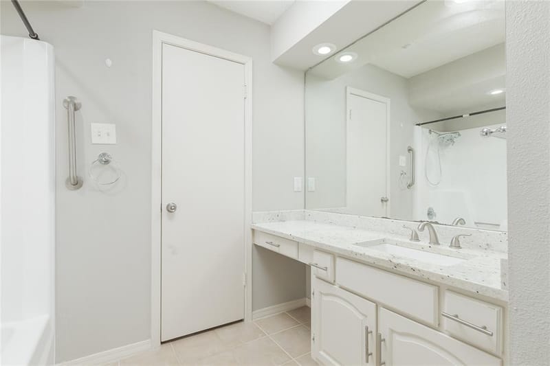 9142 Emberglow Lane, Dallas TX 75243 - Photo 12