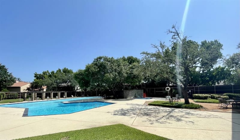 9142 Emberglow Lane, Dallas TX 75243 - Photo 22