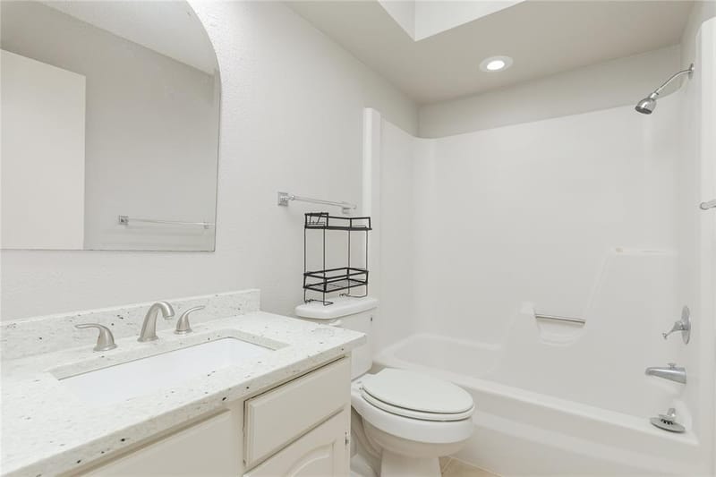 9142 Emberglow Lane, Dallas TX 75243 - Photo 14