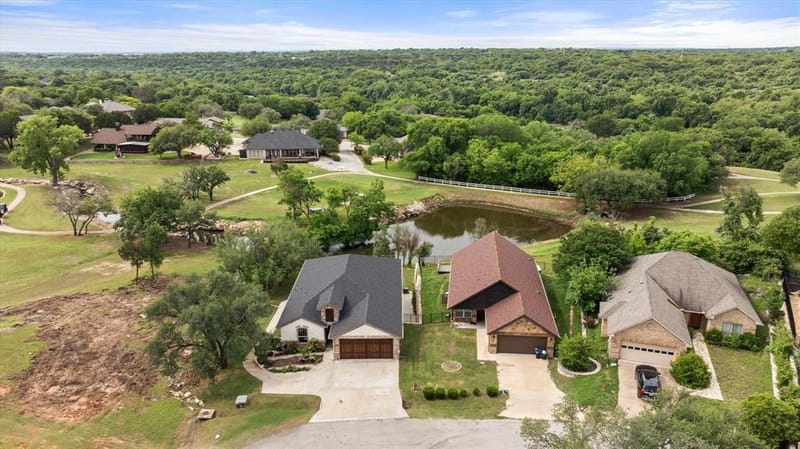 8828 Sundance Place Court, Granbury TX 76049 - Photo 37