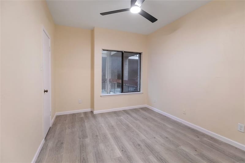 5550 Spring Valley Road # H23, Dallas TX 75254 - Photo 9