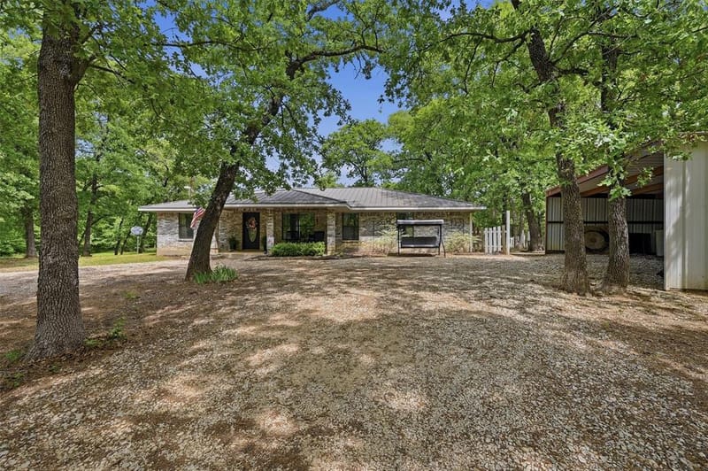 4476 County Road 107, Gainesville TX 76240 - Photo 3