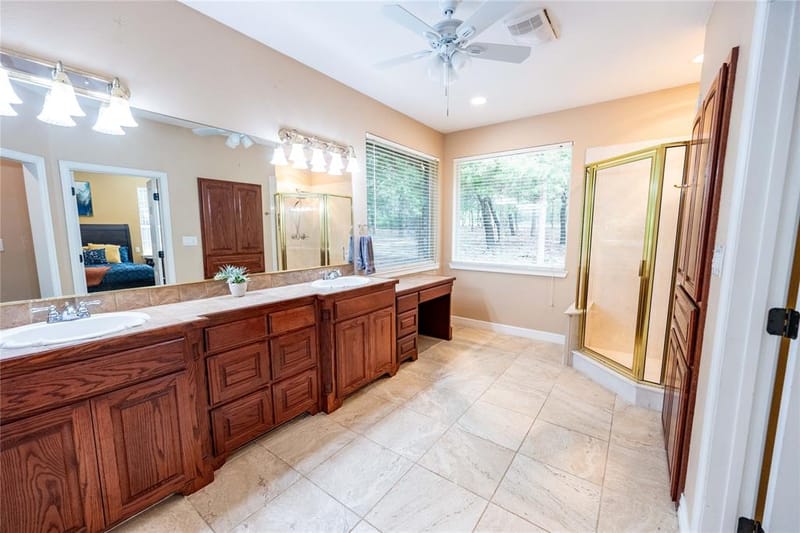 735 Sleepy Hollow Lane, Valley View TX 76272 - Photo 16