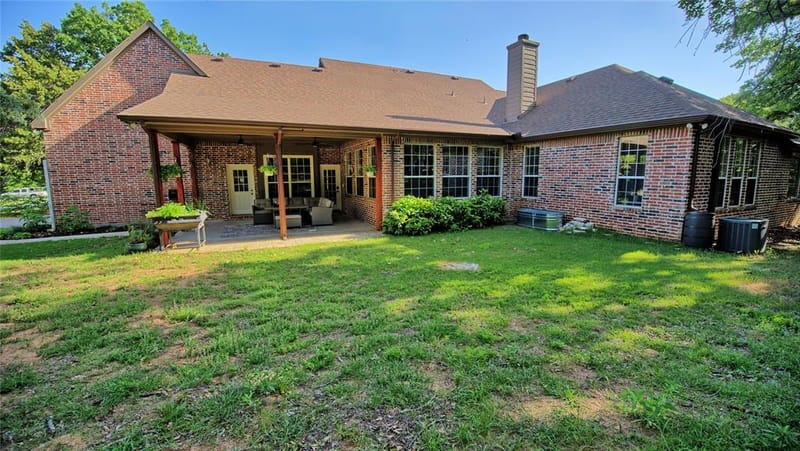 735 Sleepy Hollow Lane, Valley View TX 76272 - Photo 4
