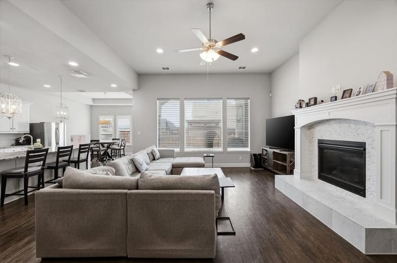 725 Rosewood Place, Aledo TX 76008 - Photo 9