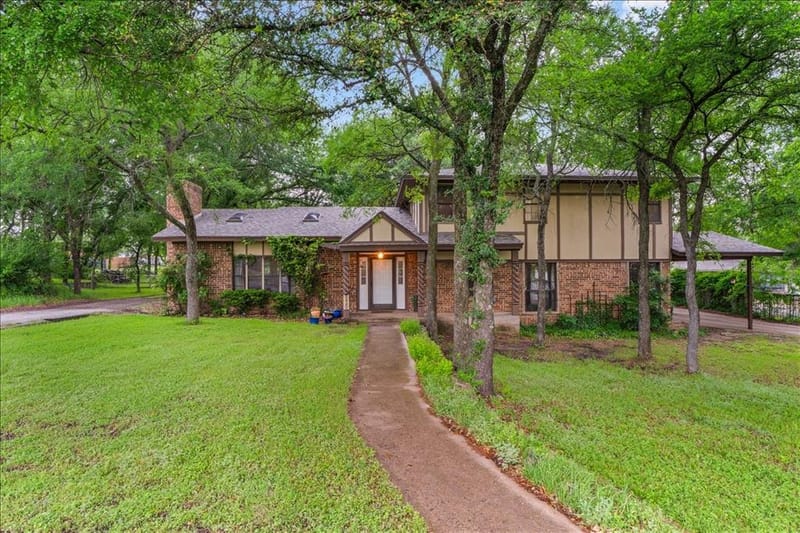 220 Annetta, Willow Park TX 76087 - Photo 2