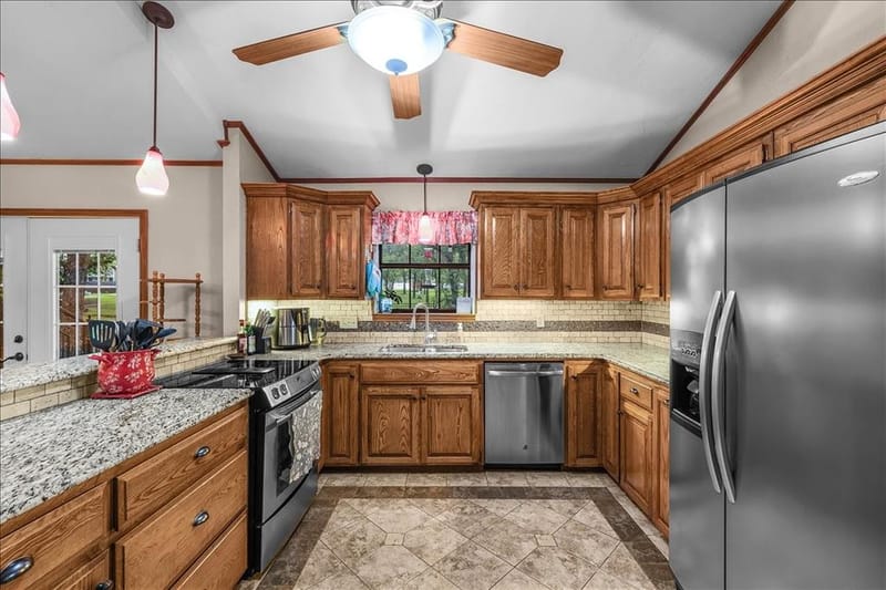 220 Annetta, Willow Park TX 76087 - Photo 10