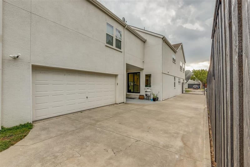 6331 Lakeshore, Dallas TX 75214 - Photo 37