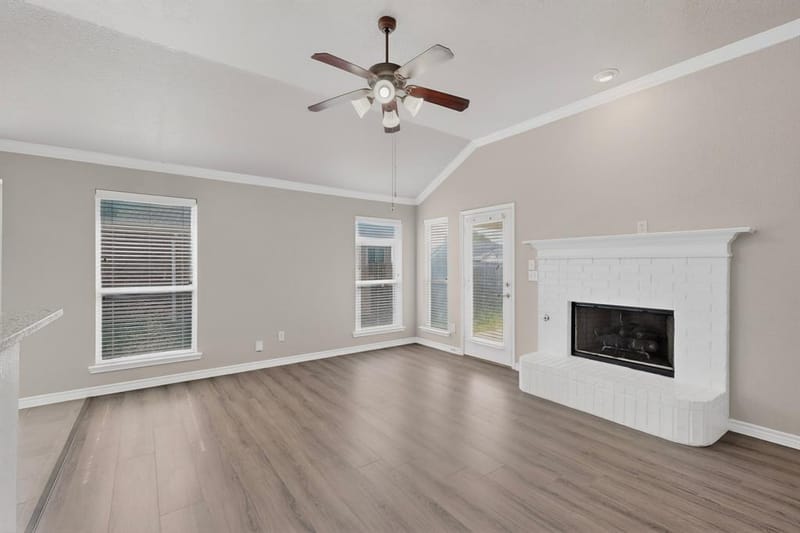 612 Mooney Drive, Saginaw TX 76179 - Photo 16