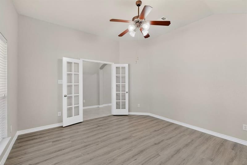 612 Mooney Drive, Saginaw TX 76179 - Photo 9
