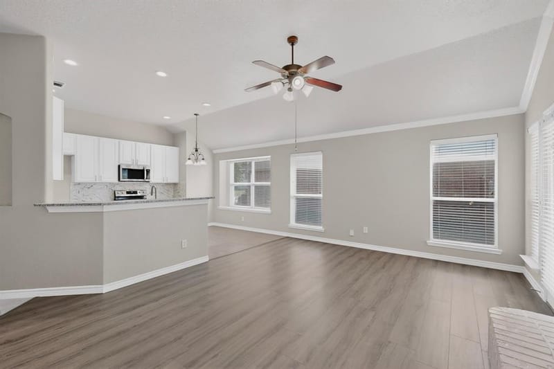 612 Mooney Drive, Saginaw TX 76179 - Photo 19