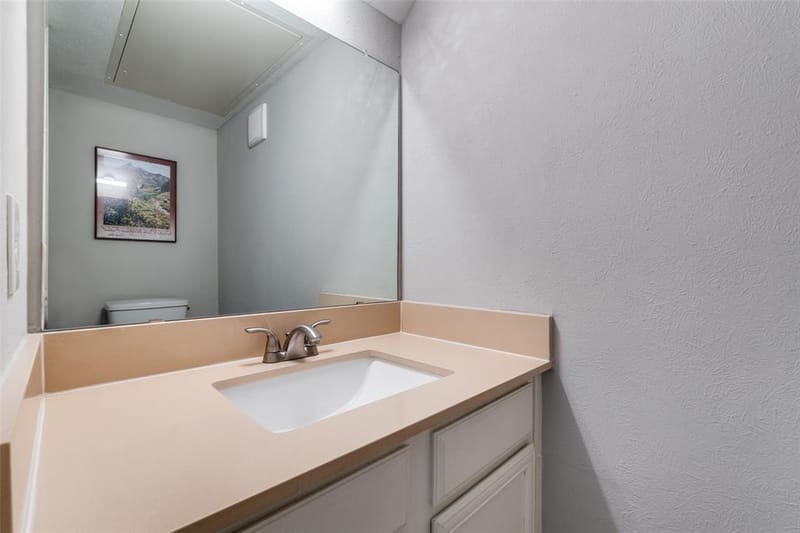 9910 Royal Lane # 1006, Dallas TX 75231 - Photo 15