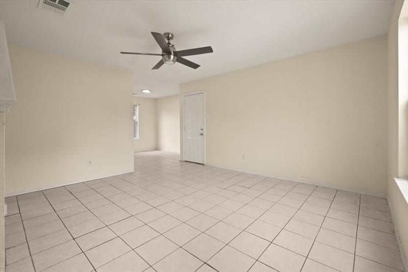 714 Jalisco Plaza, Dallas TX 75211 - Photo 4