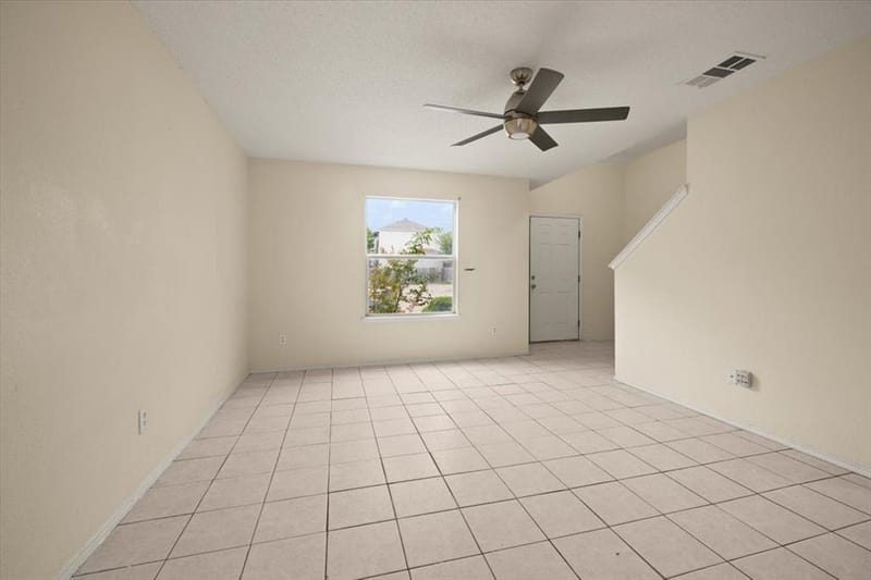 714 Jalisco Plaza, Dallas TX 75211 - Photo 8