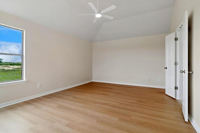 11000 Owl Creek Drive, Fort Worth TX 76179 - Photo 17