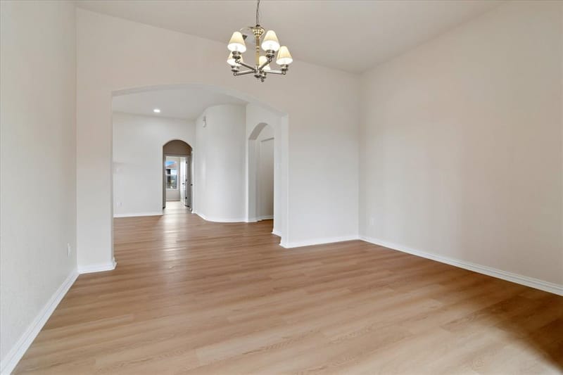 11000 Owl Creek Drive, Fort Worth TX 76179 - Photo 11