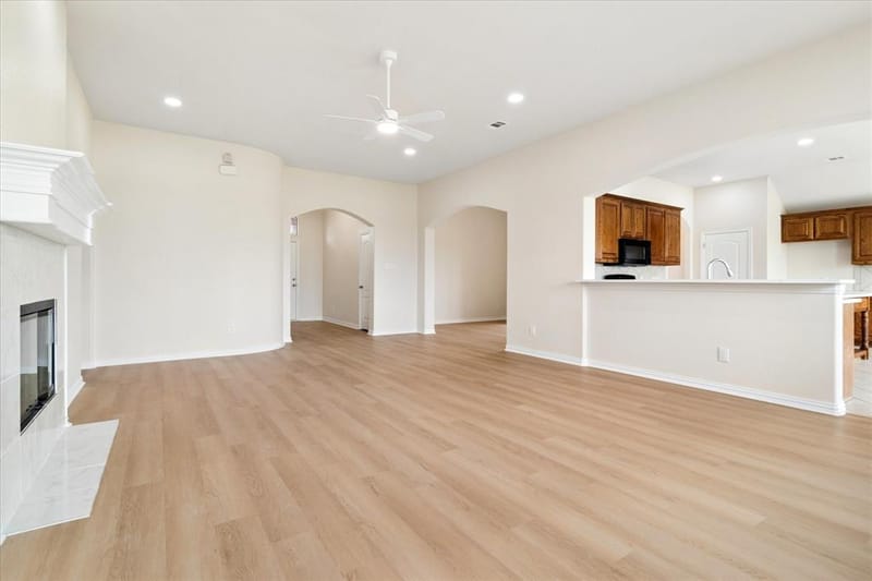 11000 Owl Creek Drive, Fort Worth TX 76179 - Photo 4