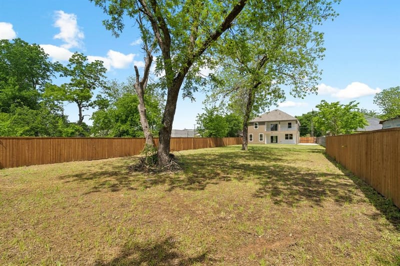 416 S Elm Street, Sherman TX 75090 - Photo 35