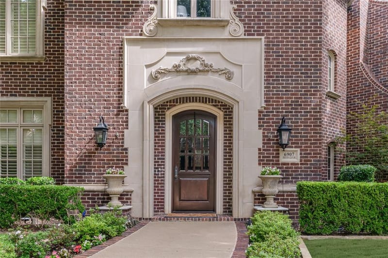 6907 Preston Glen Drive, Dallas TX 75230 - Photo 2