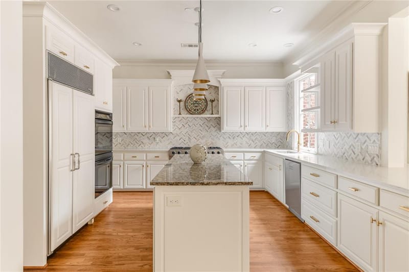 6907 Preston Glen Drive, Dallas TX 75230 - Photo 12