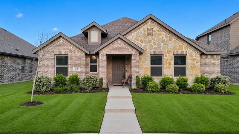 340 Freestall Drive, Midlothian TX 76065
