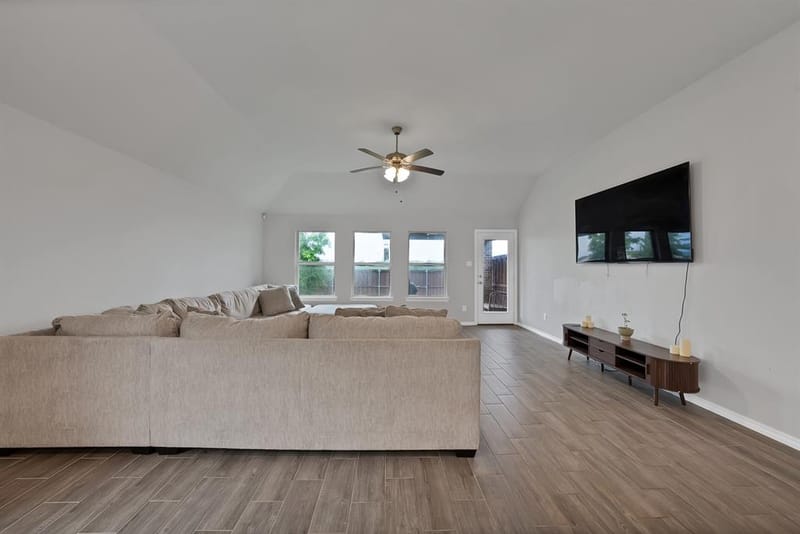 340 Freestall Drive, Midlothian TX 76065 - Photo 15