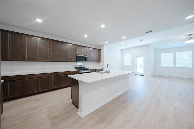 1504 Calanques Street, Royse City TX 75189 - Photo 3