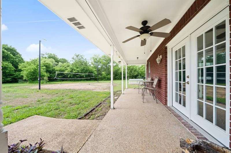 129 Lemley Lane, Waco TX 76705 - Photo 9