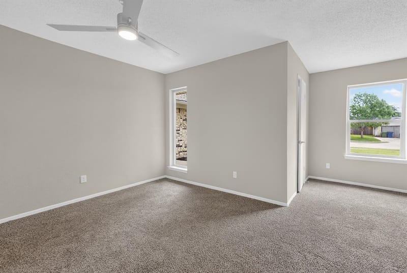 562 Kent Drive, Lewisville TX 75067 - Photo 16