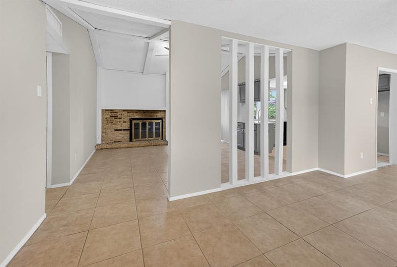 562 Kent Drive, Lewisville TX 75067 - Photo 7
