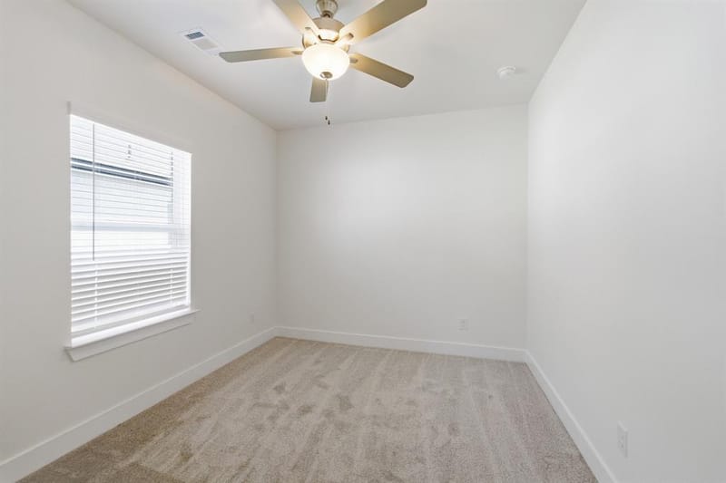7501 Poplar Drive, Denton TX 76226 - Photo 11